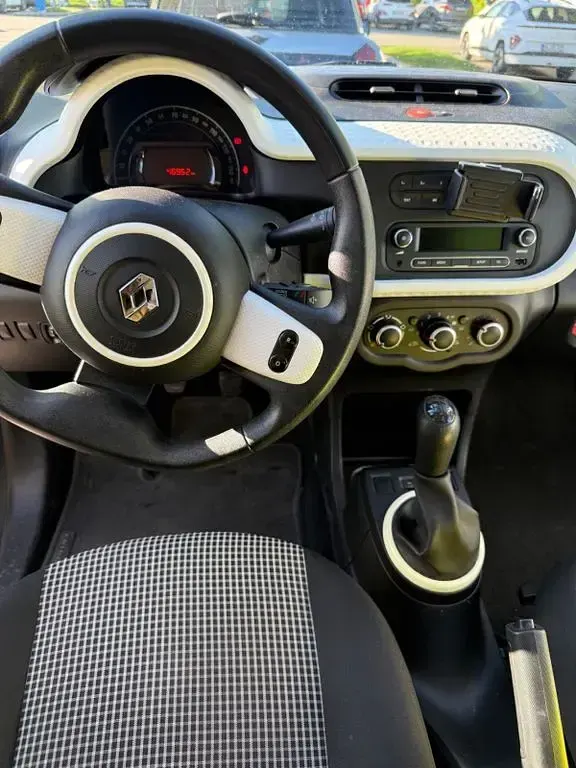 Gebraucht Renault Twingo 71 PS (52 kW) 2015 Weiß Kleinwagen