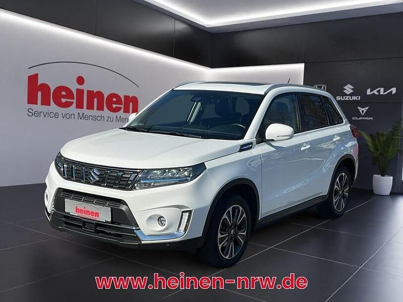 Weiß Gebraucht 2021 Suzuki Vitara Comfort SUV | 18.899 € - Bild 1/4