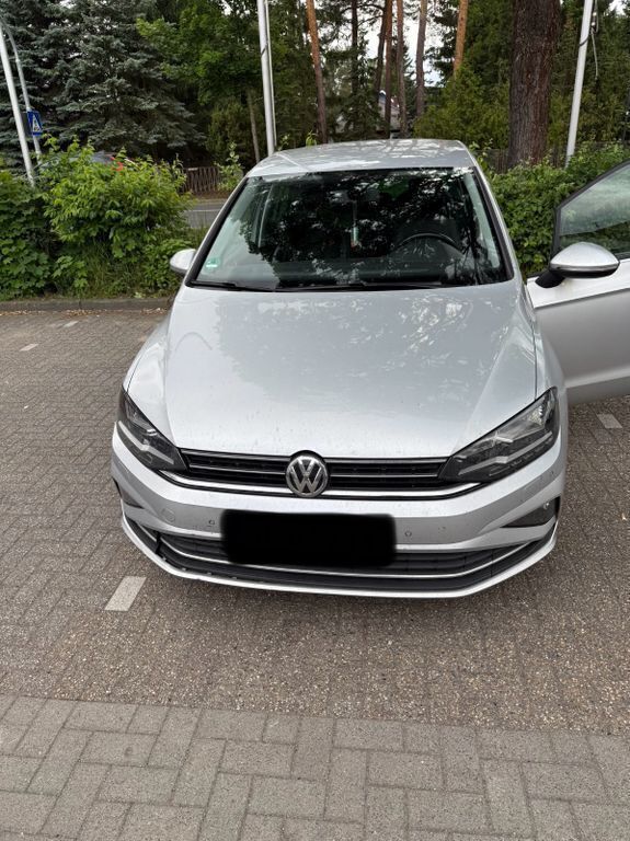 Silber Gebraucht 2018 VW Golf Sportsvan Join Van / Kleinbus | 9.500 € (Superpreis) - Bild 1/4