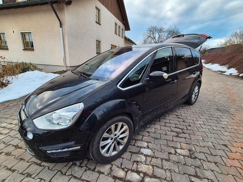Gebraucht Ford S-MAX S 200 PS (147 kW) 2014 Schwarz Van / Kleinbus