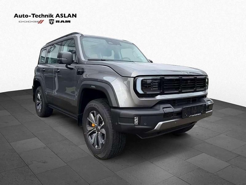 Neu Baic BJ40 234 PS (172 kW) 2026 Grau SUV