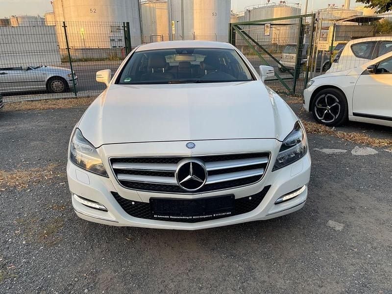 Gebraucht Mercedes CLS350 265 PS (194 kW) 2014 Weiß Limousine