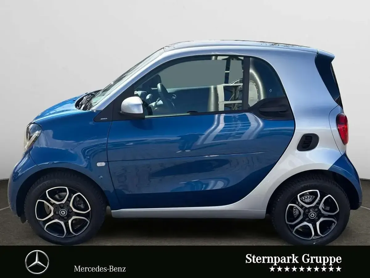 Gebraucht Smart ForTwo Coupé Passion 71 PS (52 kW) 2017 Blau Coupé