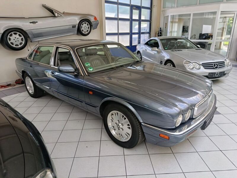 Gebraucht Jaguar XJ 241 PS (177 kW) 1996 Grau Limousine