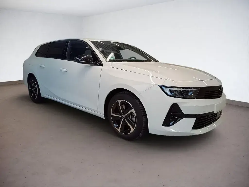 Usata Opel Astra 131 CV (96 kW) 2024 Bianco Utilitaria