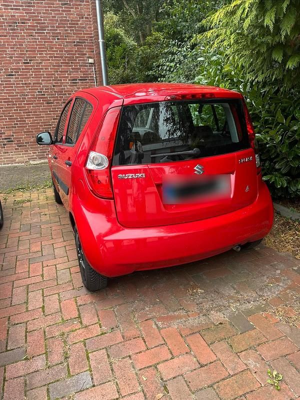 Gebraucht Suzuki Splash 65 PS (47 kW) 2009 Rot Kleinwagen