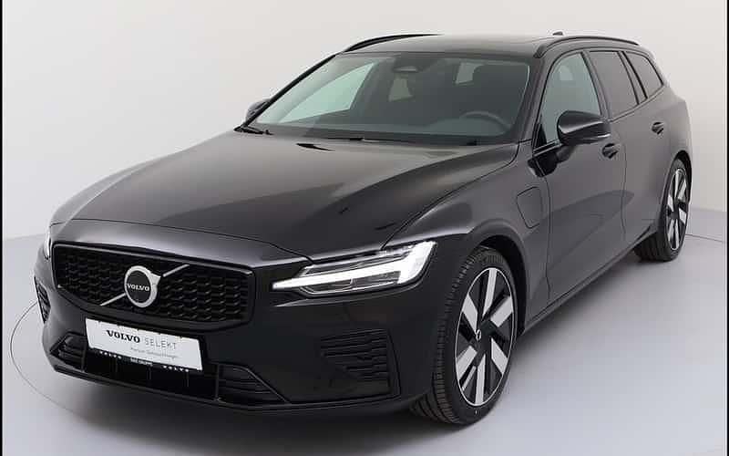 Schwarz Gebraucht 2025 Volvo V60 Plus Kombi | 40.950 € (Guter Preis) - Bild 1/4