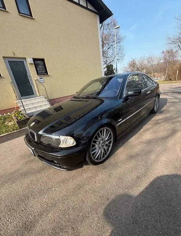 Gebraucht BMW 325 Performance 192 PS (141 kW) 2001 Schwarz Coupé