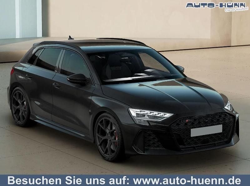 Neu Audi RS3 Ambiente 400 PS (294 kW) 2025 Mythosschwarz metallic Limousine