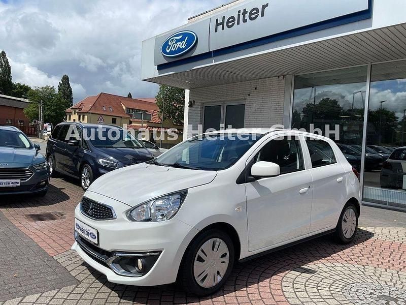 Weiß Gebraucht 2017 Mitsubishi Space Star Diamant Edition Limousine | 9.290 € (Etwas zu teuer) - Bild 1/4