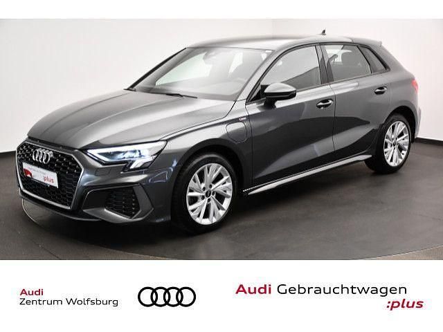 Daytonagrau perleffekt (metallic) Gebraucht 2022 Audi A3 Sportback e-tron S-Line Limousine | 26.590 € (Guter Preis) - Bild 1/4