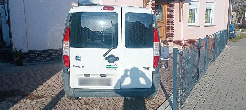 Gebraucht Fiat Doblò 95 PS (69 kW) 2003 Weiß Van / Kleinbus