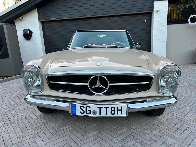 Gebraucht Mercedes W113 150 PS (110 kW) 1965 Beige Cabrio