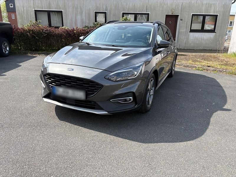 Gebraucht Ford Focus Active 150 PS (110 kW) 2019 Grau Kombi