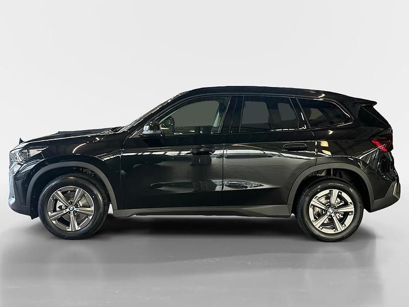 Neu BMW X1 Shadowline 150 PS (110 kW) 2026 Saphirschwarz metallic SUV