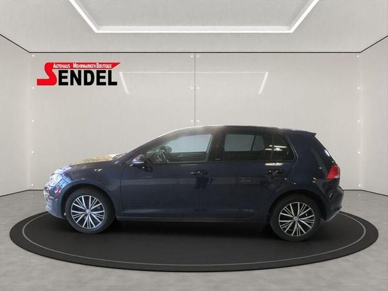 Blau Gebraucht 2016 VW Golf VII Allstar Limousine | 12.499 € (Fairer Preis) - Bild 1/4