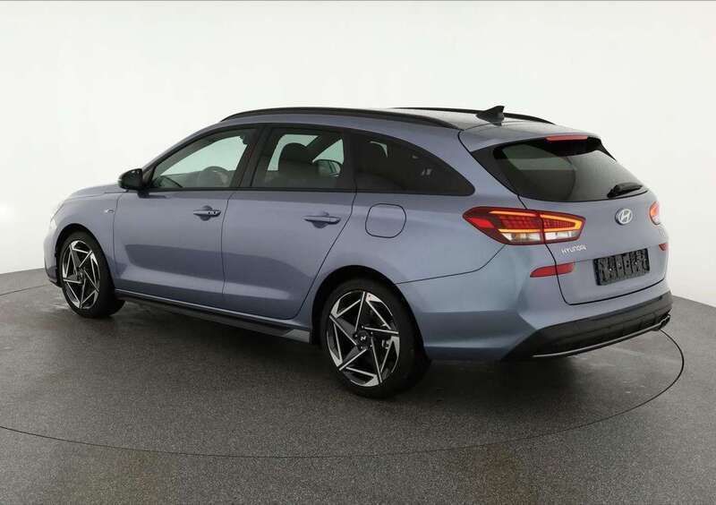 Meta blue mineraleffekt Neu 2024 Hyundai i30 N Line Kombi | 26.895 € (Fairer Preis) - Bild 1/2