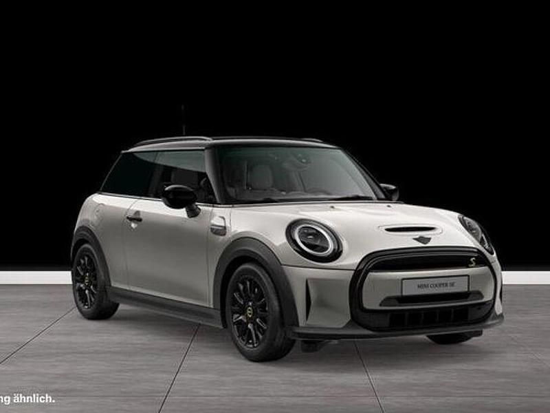 Melting silver iii (metallic) Gebraucht 2022 Mini Cooper Kleinwagen | 18.950 € (Fairer Preis) - Bild 1/4