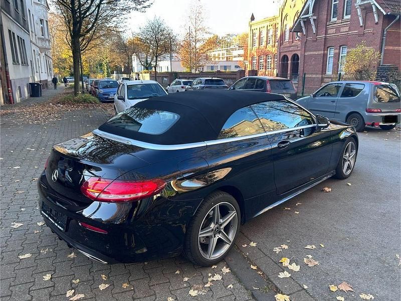 Gebraucht Mercedes C300 AMG line 245 PS (180 kW) 2017 Schwarz Cabrio