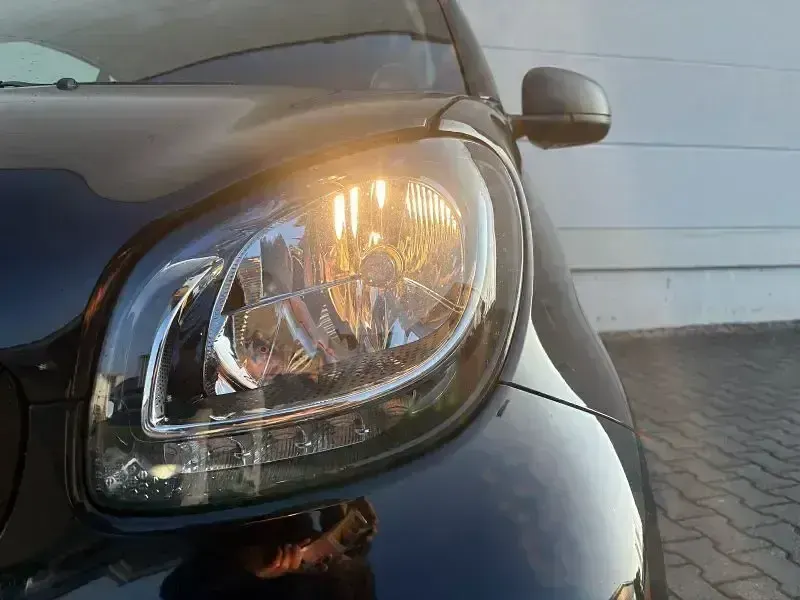 Gebraucht Smart ForTwo Electric Drive 60 kW (82 PS) 2019 Schwarz Kleinwagen