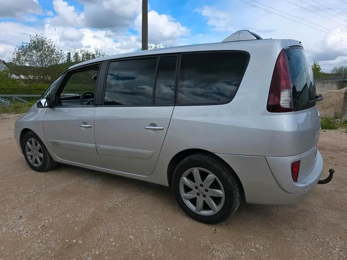 Gebraucht Renault Grand Espace 170 PS (125 kW) 2008 Silber Van / Kleinbus