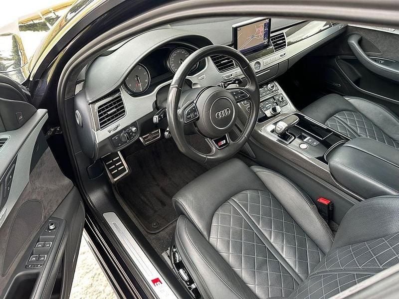 Gebraucht Audi S8 Sport 519 PS (381 kW) 2015 Blau Limousine