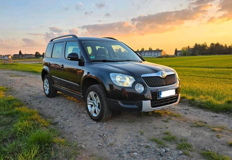 Schwarz Gebraucht 2012 Skoda Yeti SUV | 5.999 € (Fairer Preis) - Bild 1/4