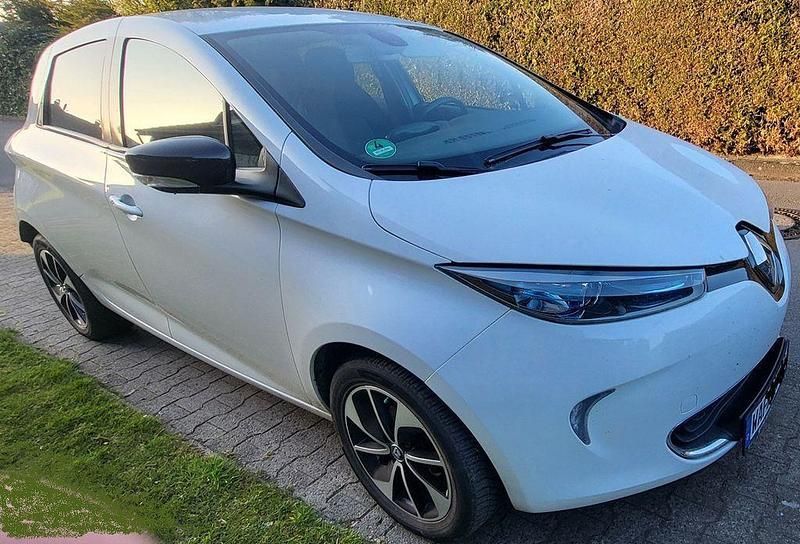 Weiß Gebraucht 2017 Renault Zoe Intens Kleinwagen | 8.100 € - Bild 1/4