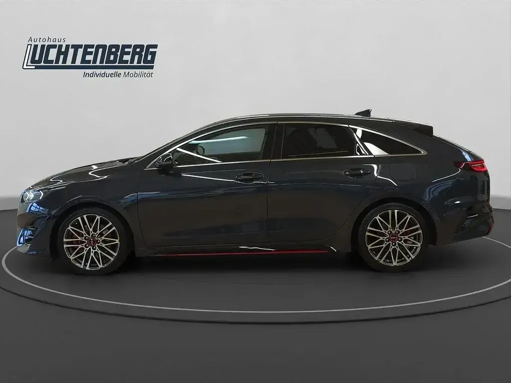 Gebraucht Kia ProCeed GT 204 PS (150 kW) 2024 Grau Kombi