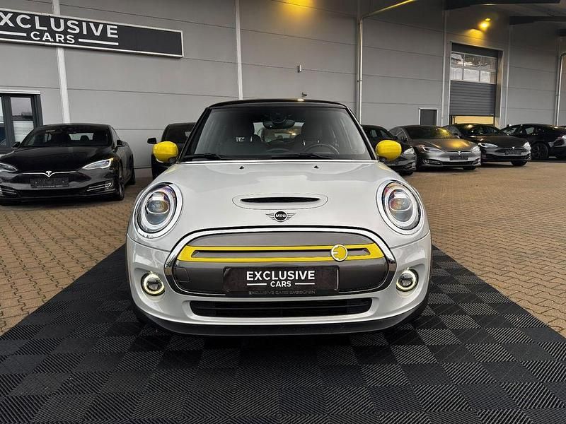 Gebraucht Mini Cooper SE 135 kW (184 PS) 2021 Silber Kleinwagen