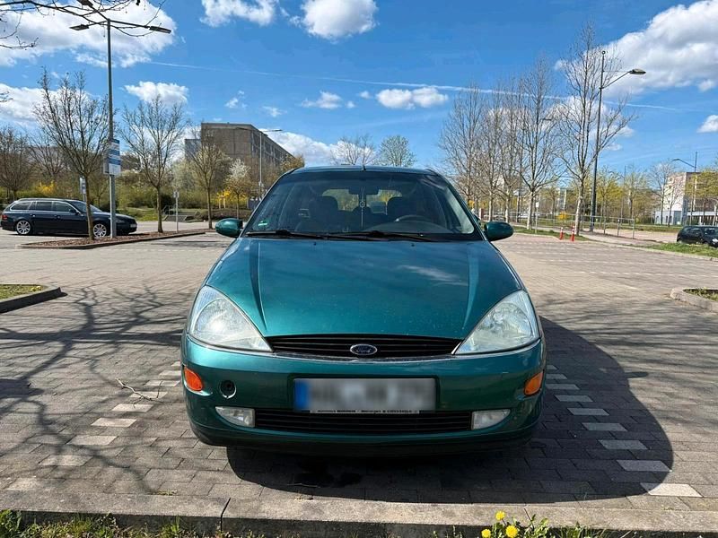 Usata Ford Focus 101 CV (74 kW) 2001 Berlina