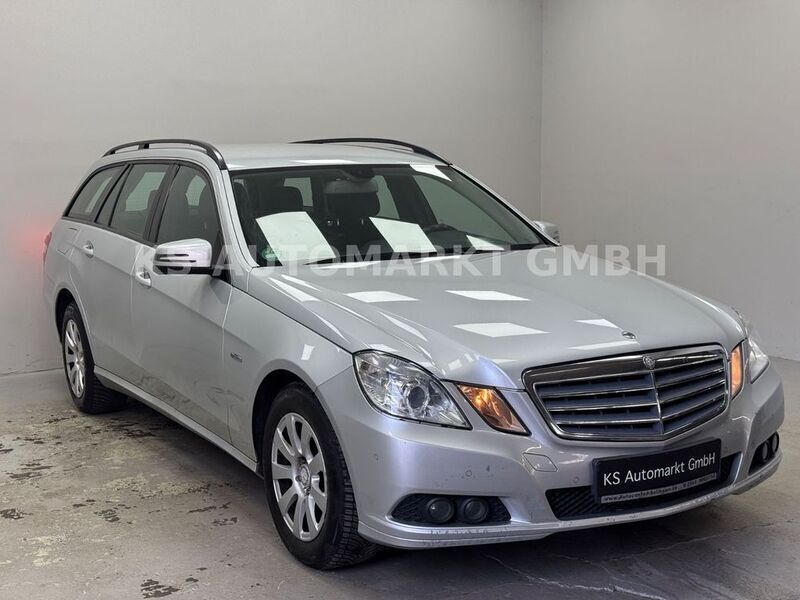 Gebraucht Mercedes E220 170 PS (125 kW) 2010 Silber Kombi