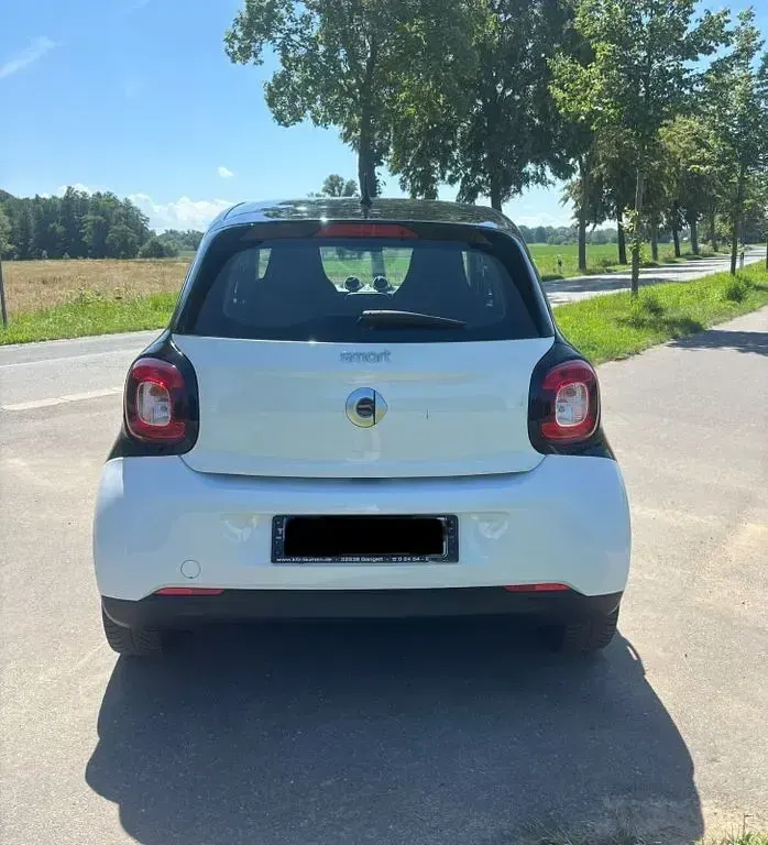 Gebraucht Smart ForFour 71 PS (52 kW) 2017 Weiß Kleinwagen
