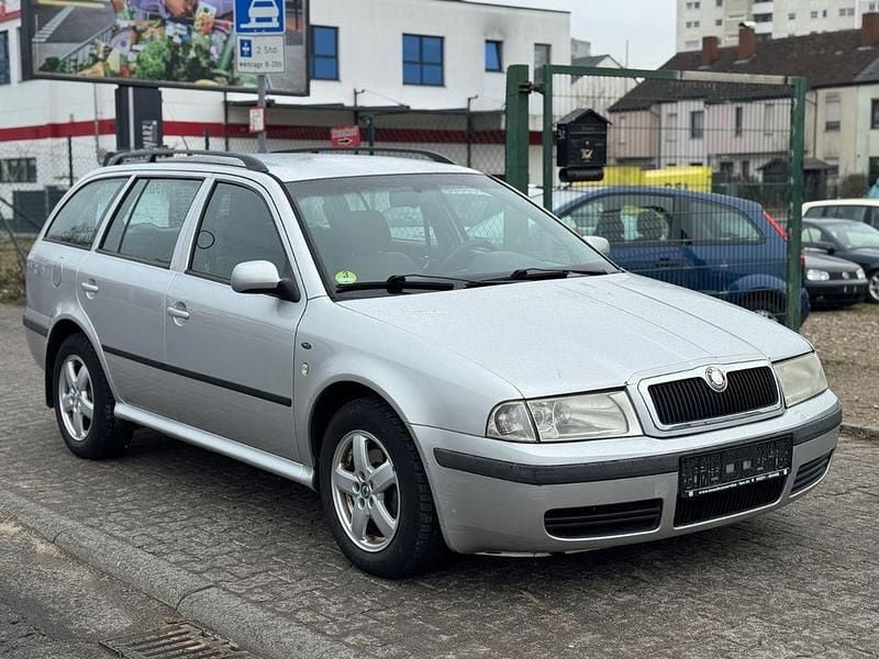 Gebraucht Skoda Octavia Elegance 110 PS (80 kW) 2001 Grau Kombi