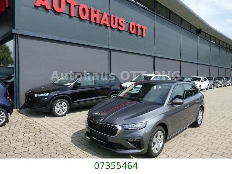 Neu Skoda Scala Selection 116 PS (85 kW) 2025 Grau Kleinwagen