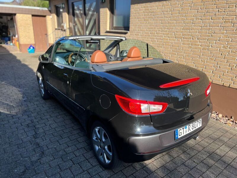 Schwarz Gebraucht 2006 Mitsubishi Colt Invite Cabrio | 2.400 € (Fairer Preis) - Bild 1/4