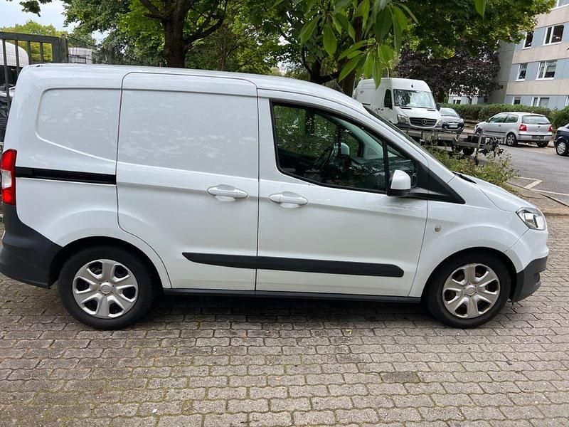 Gebraucht Ford Transit 95 PS (69 kW) 2016 Weiß Van / Kleinbus