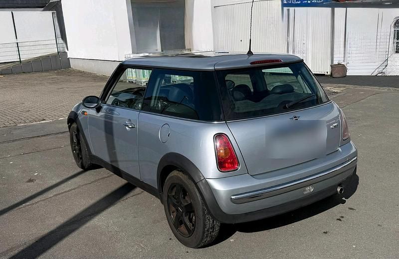 Second-hand Mini Cooper 90 CP (66 kW) 2004 Argintiu Hatchback