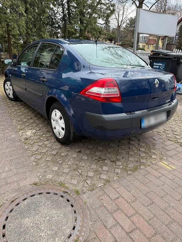 Gebraucht Renault Mégane II 100 PS (73 kW) 2007 Blau Limousine