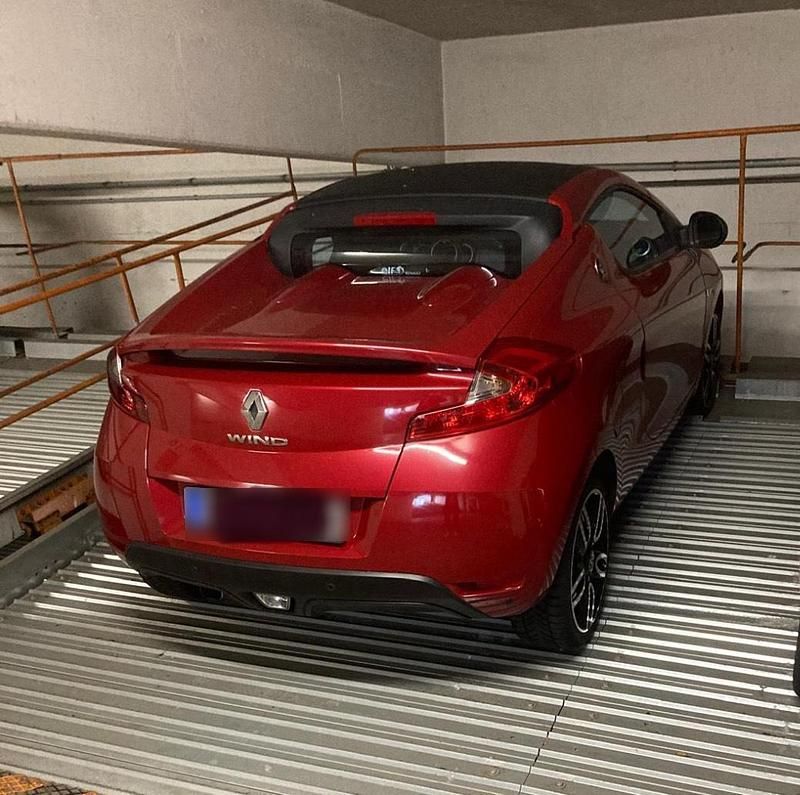 Rot Gebraucht 2011 Renault Wind Cabrio | 5.899 € - Bild 1/4