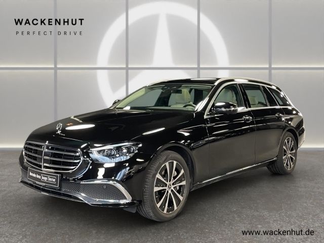 Schwarz Gebraucht 2020 Mercedes E300 Exclusive Kombi | 37.490 € (Etwas zu teuer) - Bild 1/4