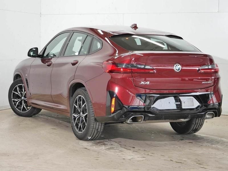 Gebraucht BMW X4 Efficient Dynamics 184 PS (135 kW) 2025 Schwarz SUV