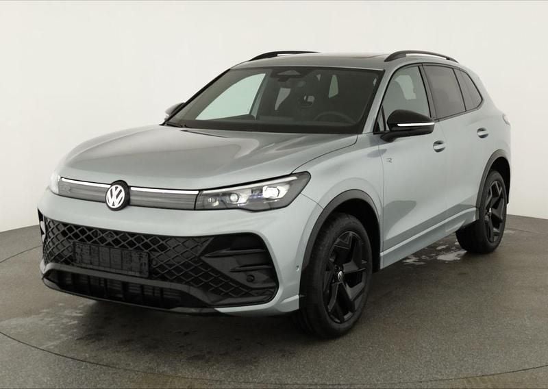 Neu VW Tiguan R-line 193 PS (141 kW) 2026 Oyster silver metallic SUV