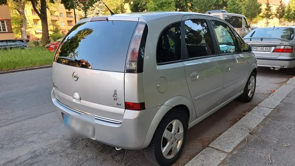 Gebraucht Opel Meriva 105 PS (77 kW) 2007 Silber Van / Kleinbus