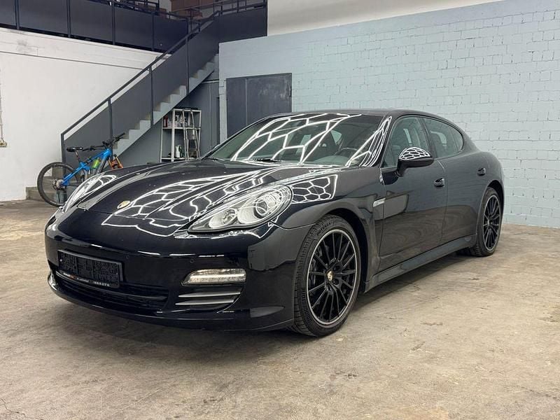 Gebraucht Porsche Panamera 4 299 PS (219 kW) 2011 Schwarz Limousine