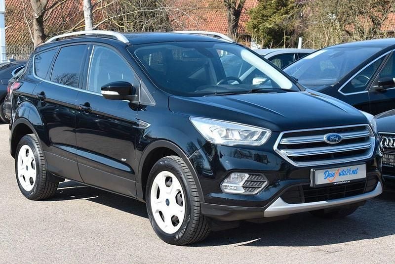 Gebraucht Ford Kuga Cool & Connect 179 PS (131 kW) 2018 Schwarz SUV
