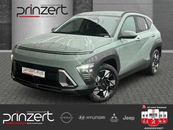 Grün Neu 2025 Hyundai Kona Prime SUV | 32.270 € (Etwas zu teuer) - Bild 1/4