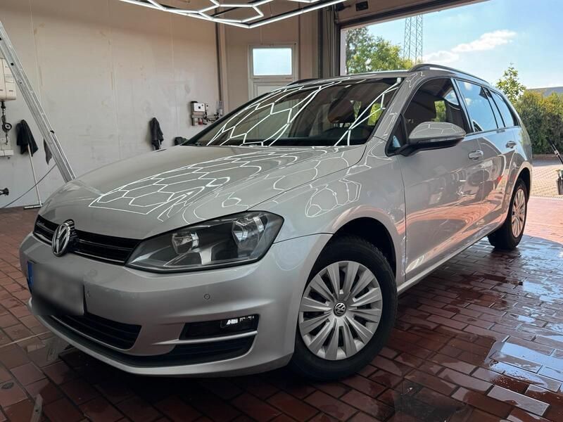 Silber Gebraucht 2014 VW Golf VII Kombi | 6.500 € (Guter Preis) - Bild 1/4