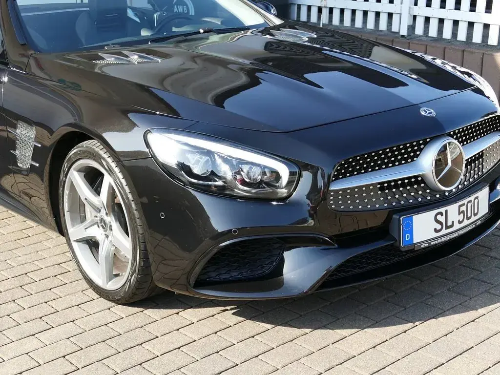 Gebraucht Mercedes SL500 AMG 455 PS (334 kW) 2019 Obsidianschwarzmet. Cabrio