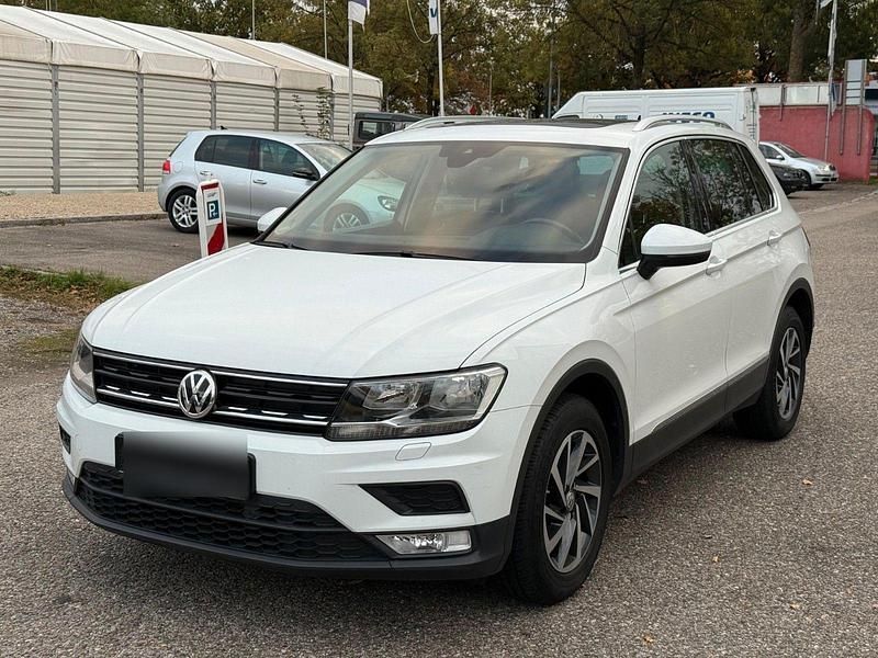 Weiß Gebraucht 2017 VW Tiguan SUV | 17.600 € (Superpreis) - Bild 1/4
